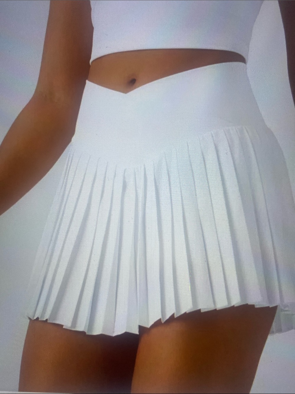 LARGE.  HALARA BREEZEFUL CROSSOVER PLEATED MINI 2 in 1 QUICK DRY TENNIS SKORT